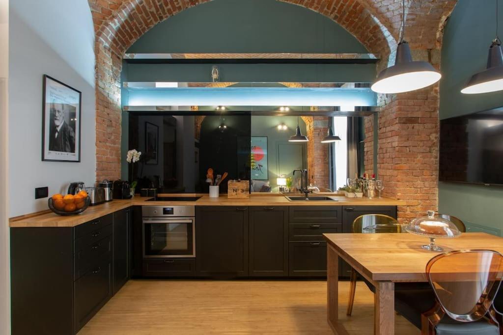 Casa Bellezia- Design E Storia Nel Cuore Di Torino Luaran gambar